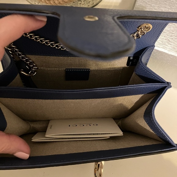 Blue Gucci Chain Strap / Crossbody or Shoulder leather Handbag - Picture 13 of 16